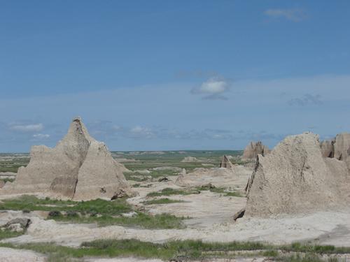 Good Route Through Badlands to a Great Monument