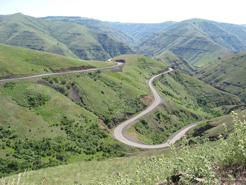 rattle snake pass motorcycle ride.jpg 