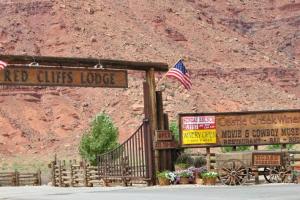 Utah 128 - "The Canyons of the Colorado River"
