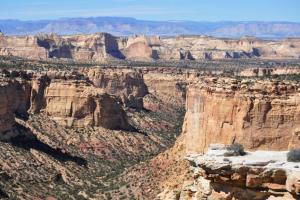 From Loa to Green River