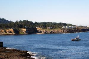 See The World's Smallest & Shortest - Tour (Highway 101)