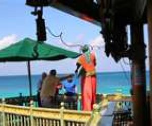 Barrys on Walnut Island Lodge |  North Carolina